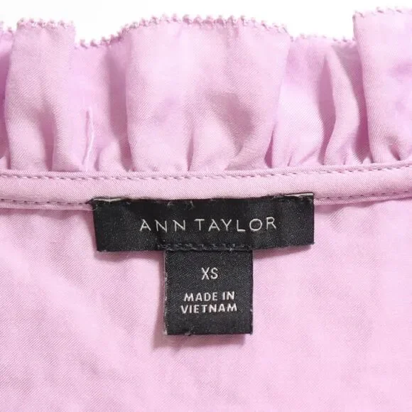 Ann Taylor Size XS Ruffle Front Shell Blouse Sleeveless V Neck Pink - Picture 9 of 10